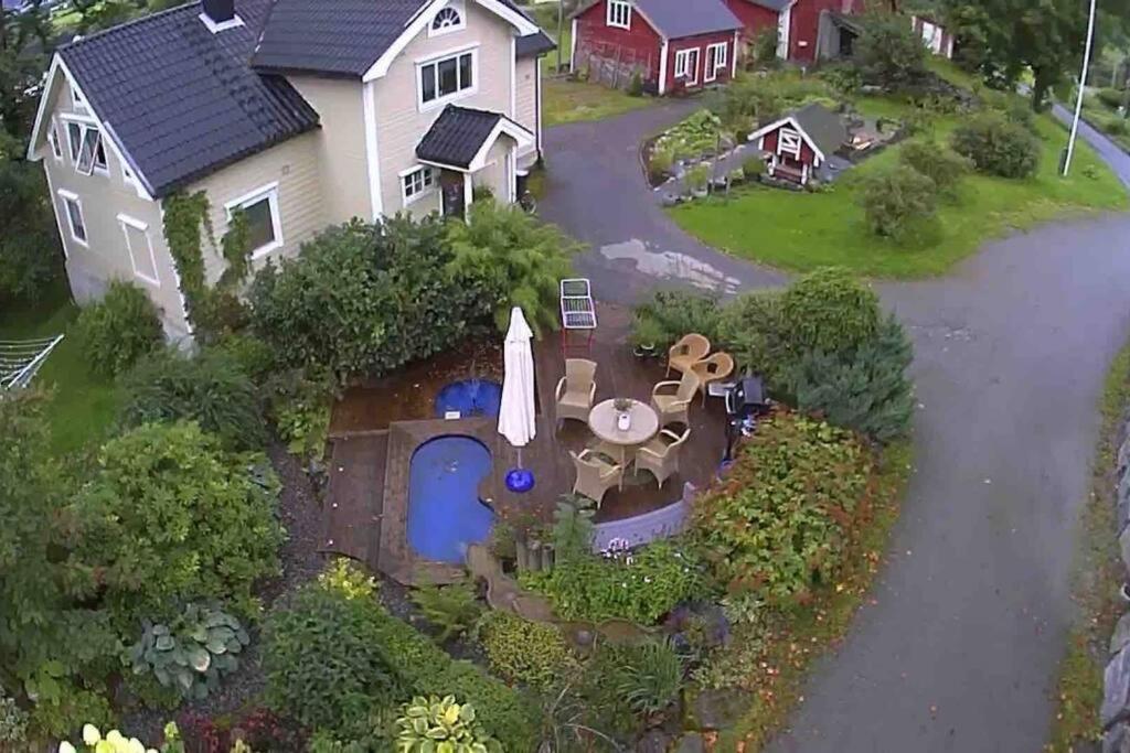 Апартаменты Minihus Med Drommeutsikt Til Sunnmorsalpene Aure  Экстерьер фото